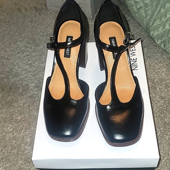 Nine West Janky T Strap Heels - Picture 2 of 3